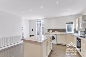 Photo 16- click for photo gallery